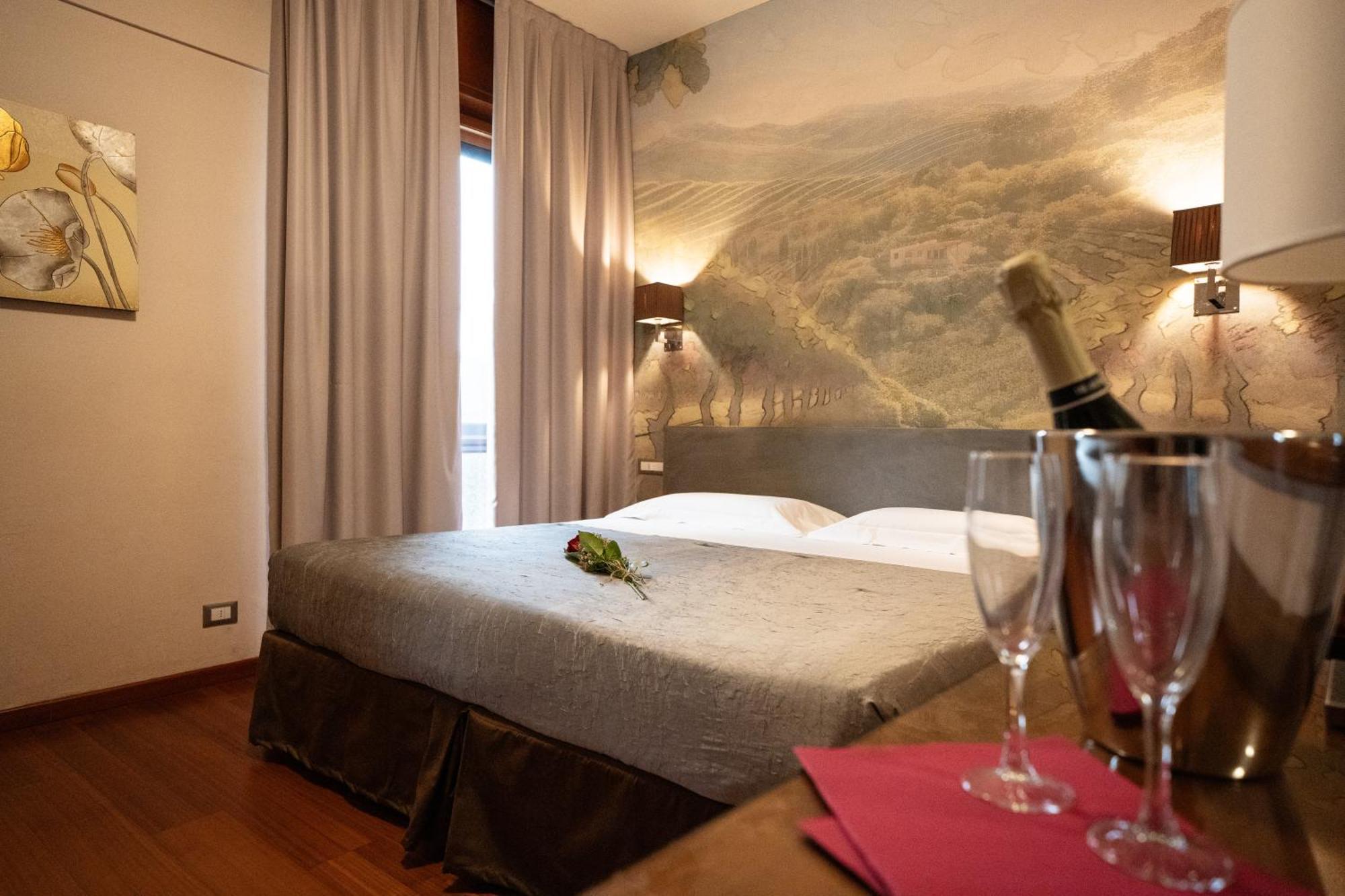 Hotel Terme Salvarola Sassuolo Kültér fotó