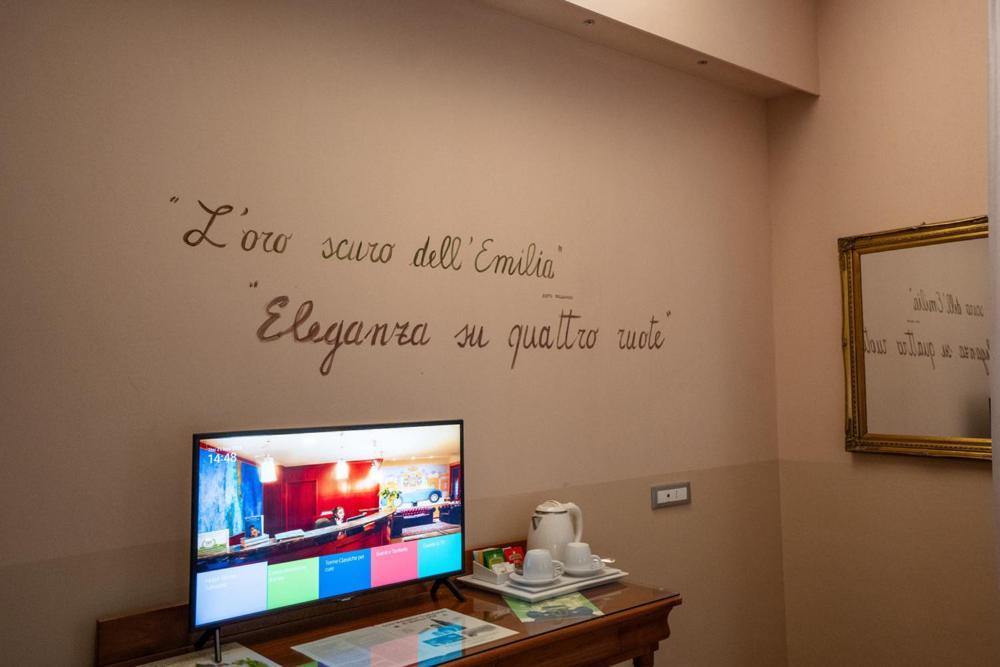 Hotel Terme Salvarola Sassuolo Kültér fotó